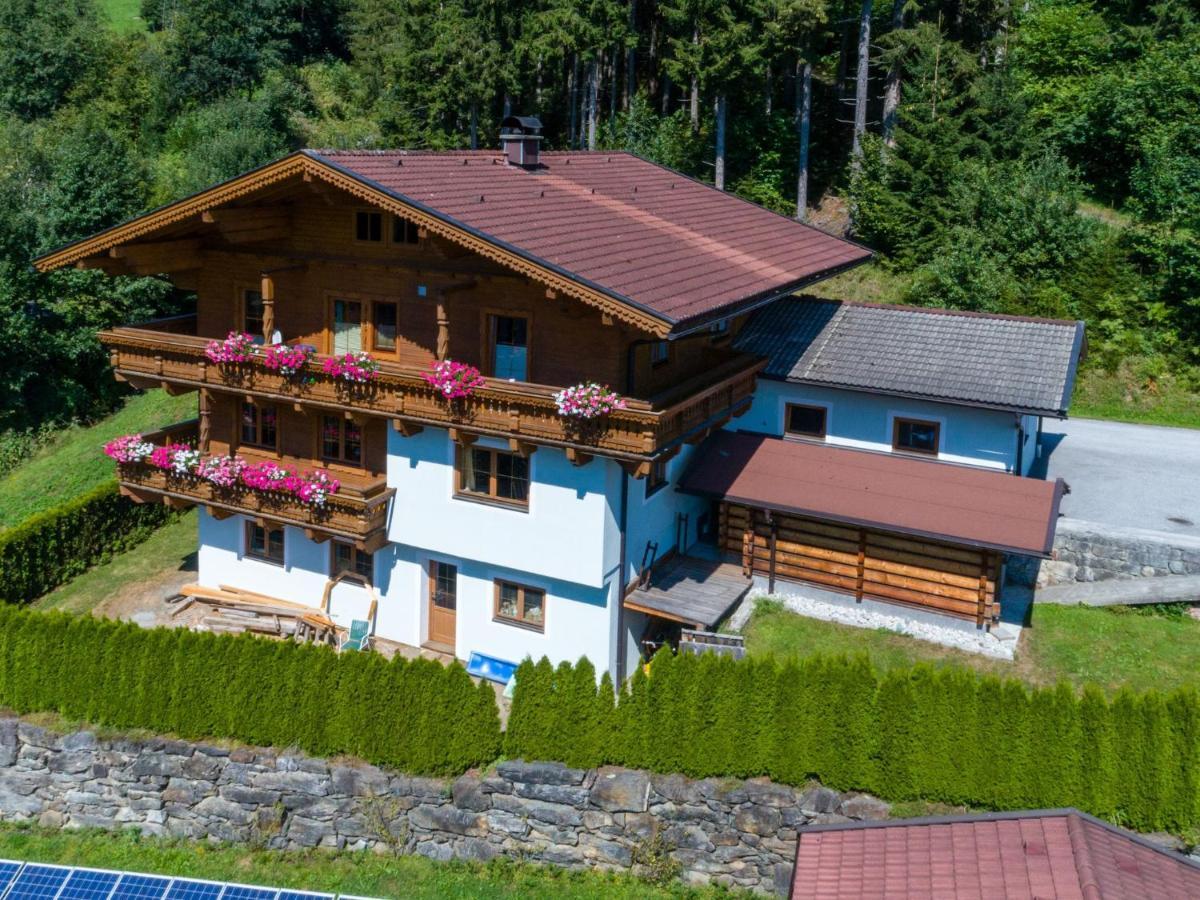 Cozy Apartment With Mountain Views Wald im Pinzgau Eksteriør billede